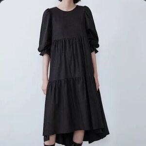 NWT ZARA tiered Charcoal Long Sleeve midi  Dress size small